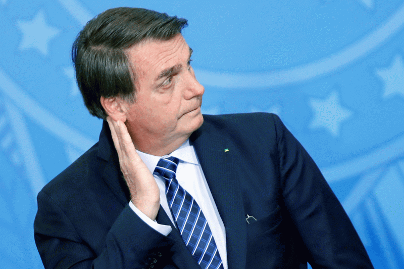 Bolsonaro diz que vai assinar MP com salário mínimo de R$ 1.100 em 2021