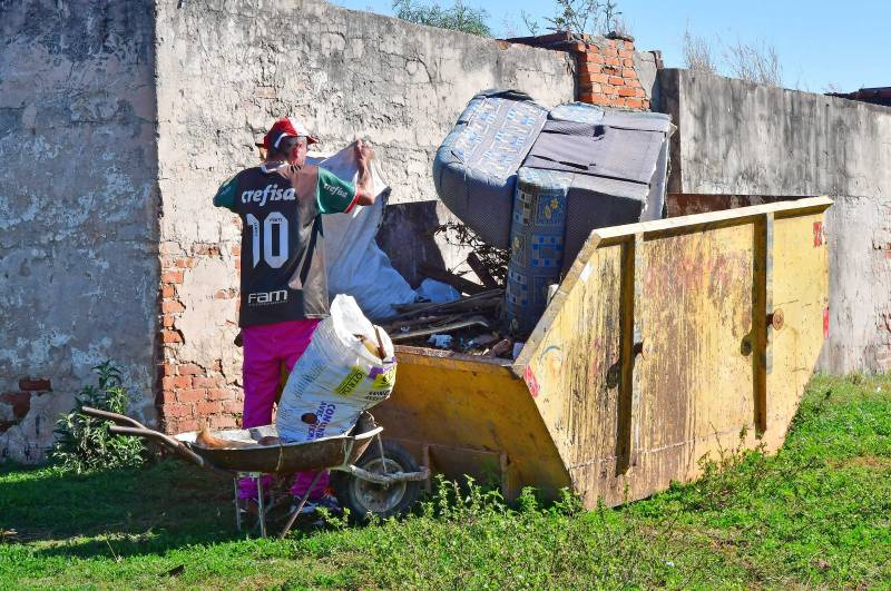 Bairro João Goulart ganha pontos de descarte de resíduos sólidos