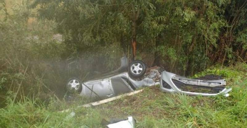 Acidente na BR 285 deixa seis feridos em Santa Bárbara do Sul