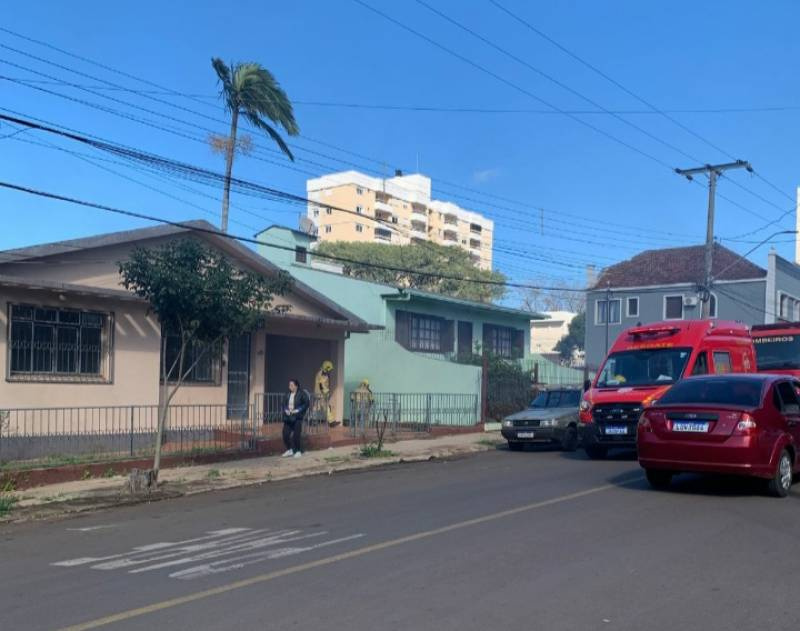 Incêndio atinge residência em Santo Ângelo