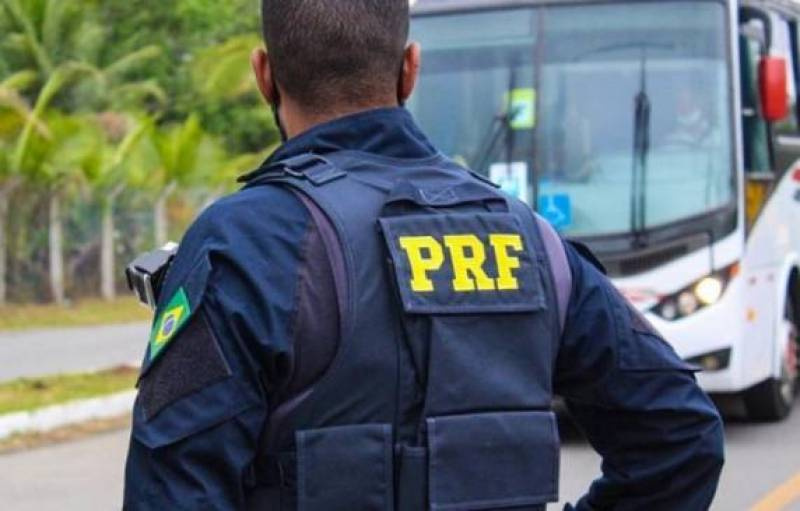 Concurso para Policial Rodoviário Federal oferece salário inicial de R$ 10.357,88