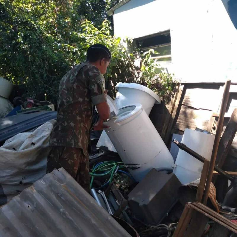 Militares do B COM colaboram no combate a dengue em Santo Ângelo