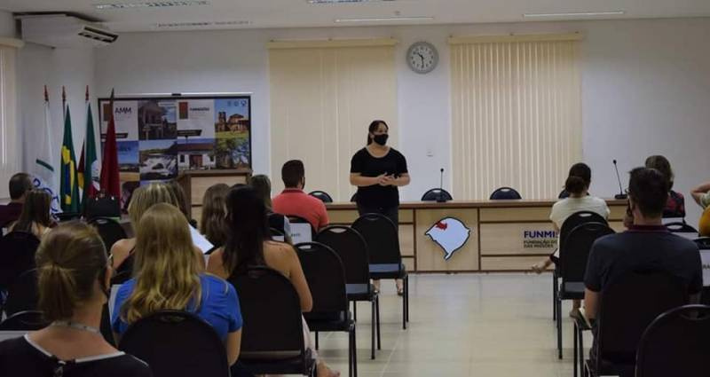Eliane de Fátima Carpes Stiegelmeier é escolhida como Coordenadora Regional dos Secret