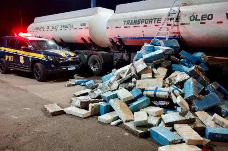Cinco toneladas de maconha são apreendidas em carreta no norte do Estado