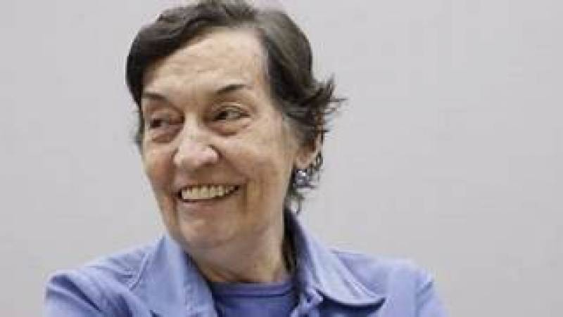 Autoridades e economistas lamentam nas redes sociais a morte de Maria da Conceição Tavares