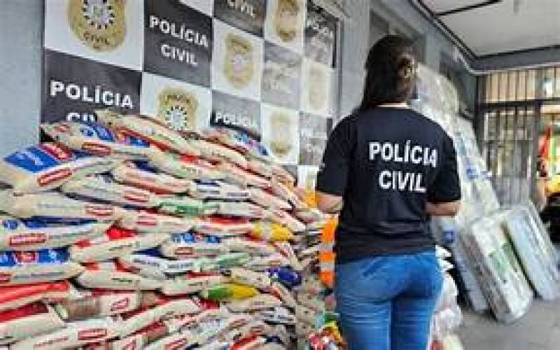 Polícia Civil desmonta esquema de desvio de doações comandado por pai e filha em Esteio