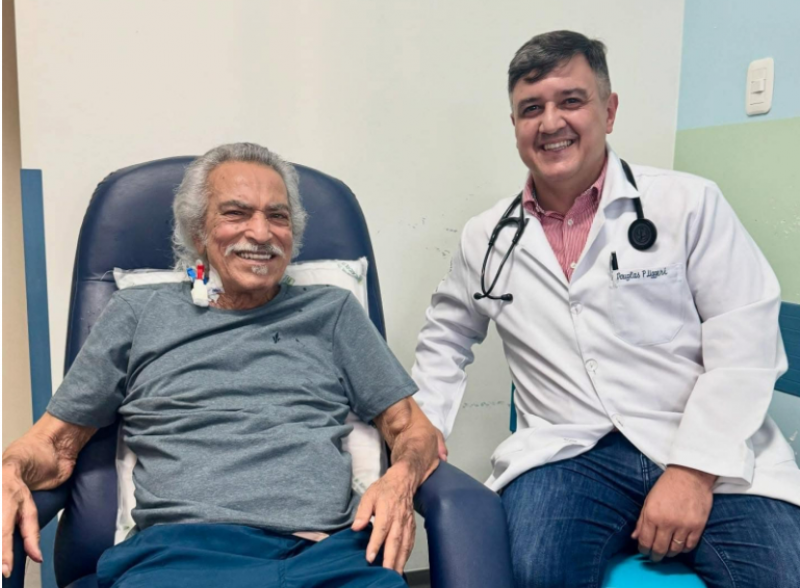 Pedro Ortaça recebe alta hospitalar e segue recuperação em casa