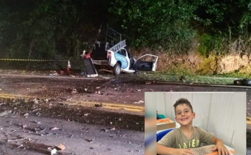 Morre segundo gêmeo de 6 anos após pai fugir de carro com filhos e bater de frente com caminhão