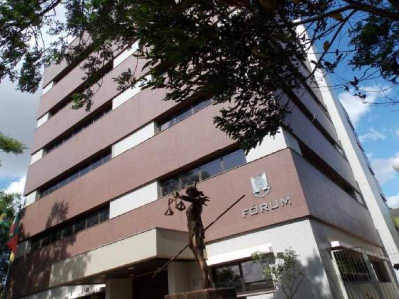 Tribunal do Júri condena a 76 anos de reclusão homem envolvido em morte de criança em 