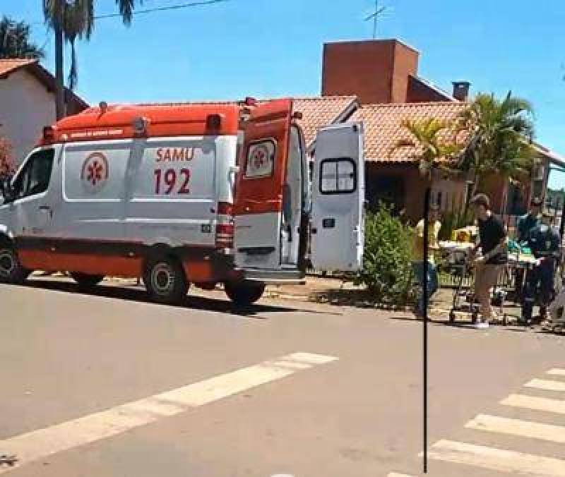Grave acidente é registrado na esquina das ruas Sete de Setembro e 25 de Julho em Santo Cristo