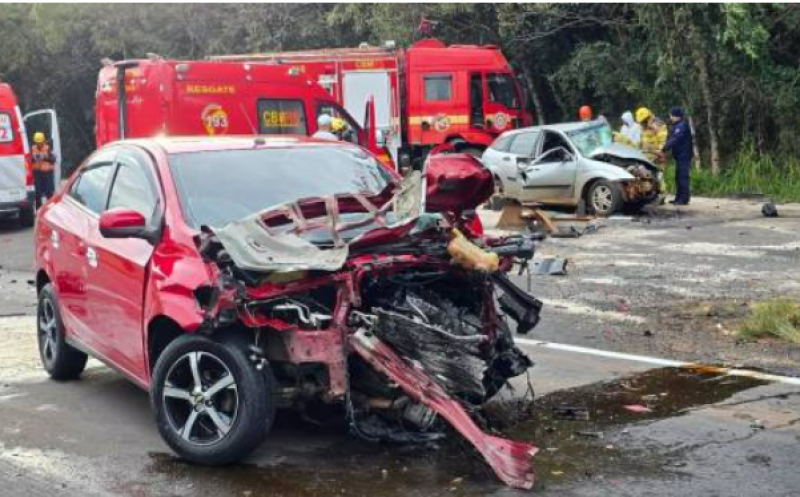 Grave colisão frontal deixa um morto na RSC-153, em Passo Fundo