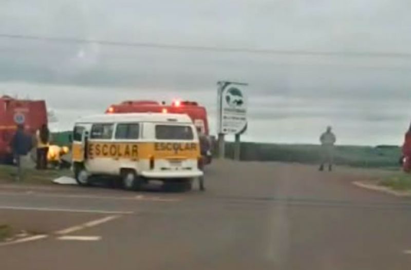 Acidente na BR 285 entroncamento com a ERS 168 em São Luiz Gonzaga deixa quatro feridos