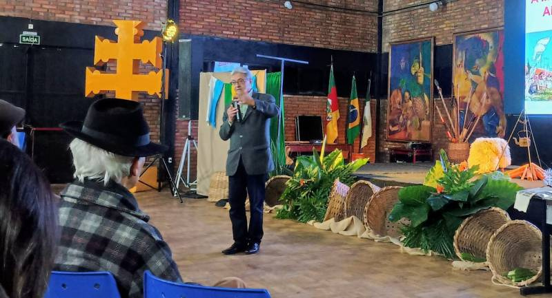 A importância dos 400 anos das missões foi tema de palestra com José Roberto de Oliveira