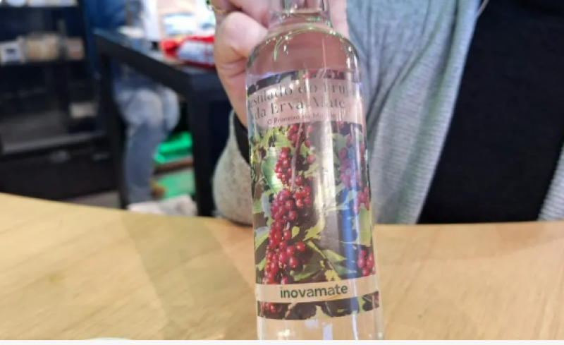 Nova cachaça desenvolvida a partir da erva-mate é apresentada na Expointer