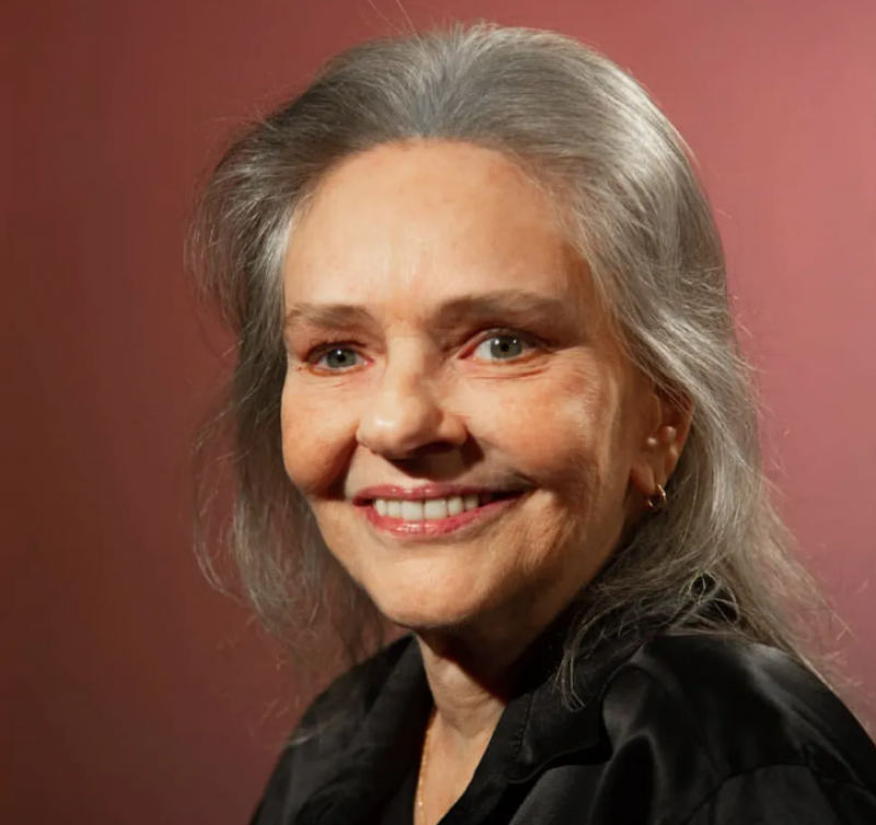 Morre Angela Ro Ro, ícone da música brasileira, aos 75 anos