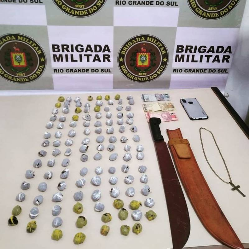 BM de Santo Ângelo prende dupla que arremessou droga para o interior do Presídio Regio