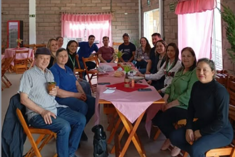 Escolas visitam Feira da Agricultura Familiar durante a Semana Municipal de Segurança 