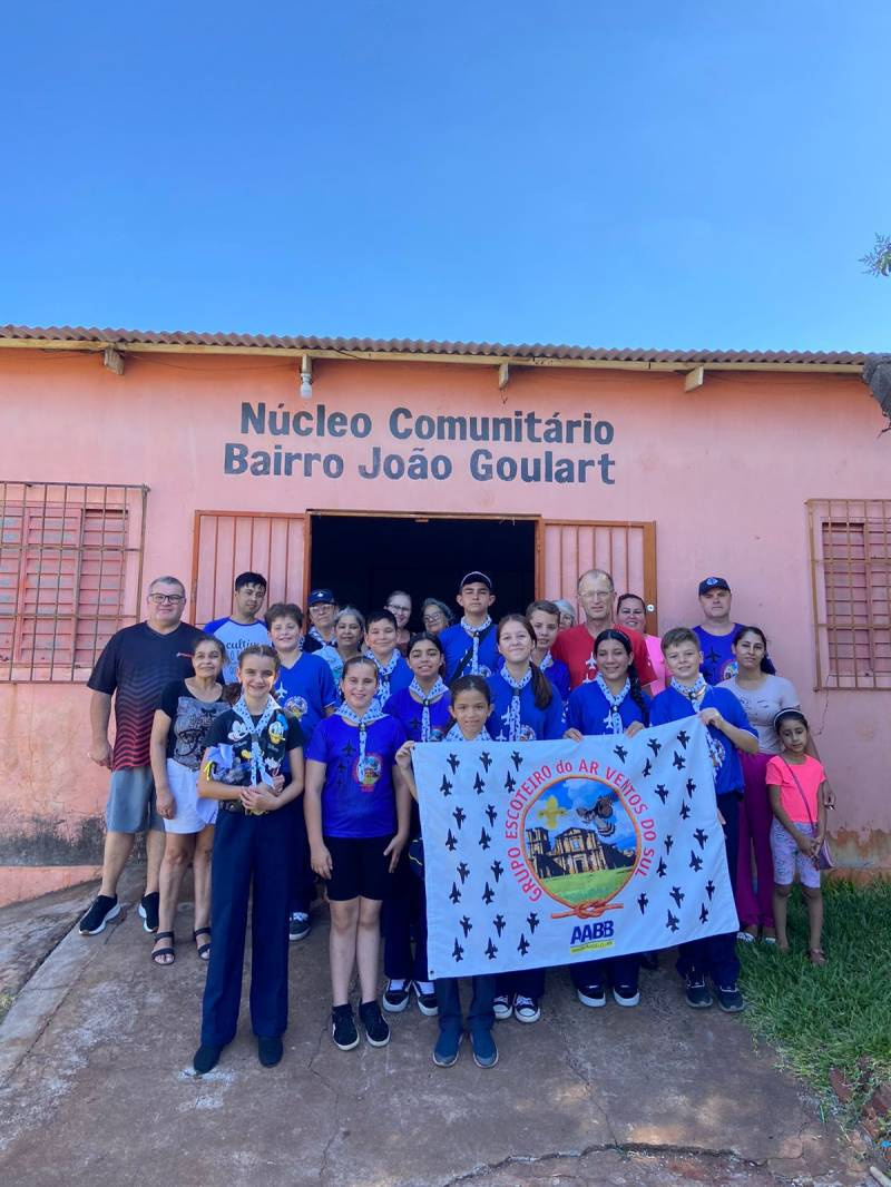 Grupo Escoteiro Ventos do Sul promove ação solidária e leva o espírito do Natal ao bairro João Goulart