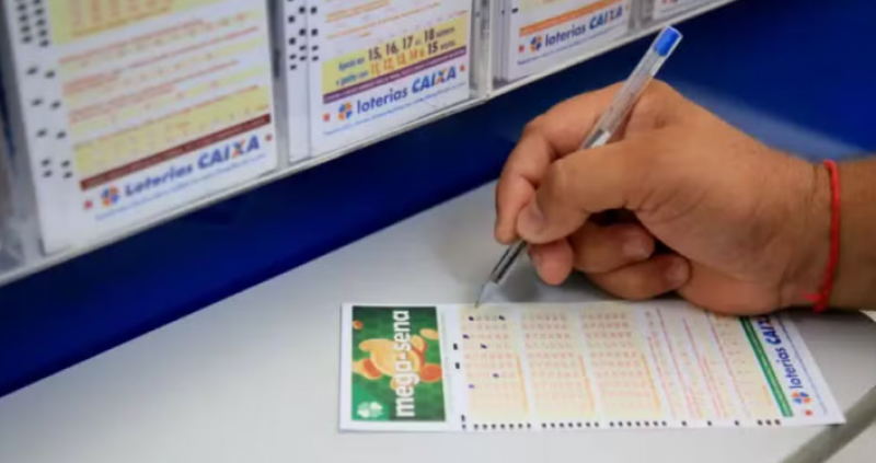 Apostadores do RS fazem bolão de R$ 300 mil na Mega da Virada, que paga R$ 1 bilhão neste ano