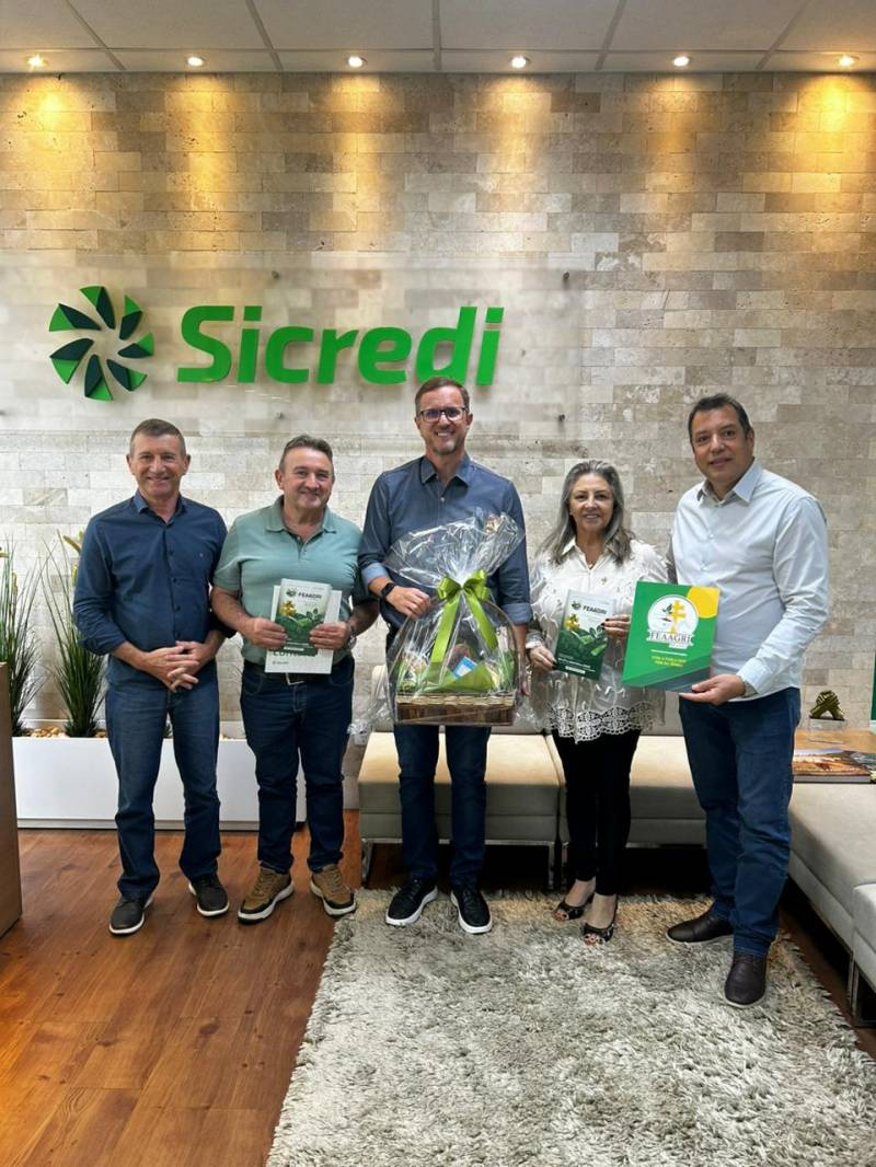 Comissão Organizadora da 12ª Feaagri Missões formaliza convite a Sicredi União RS/ES