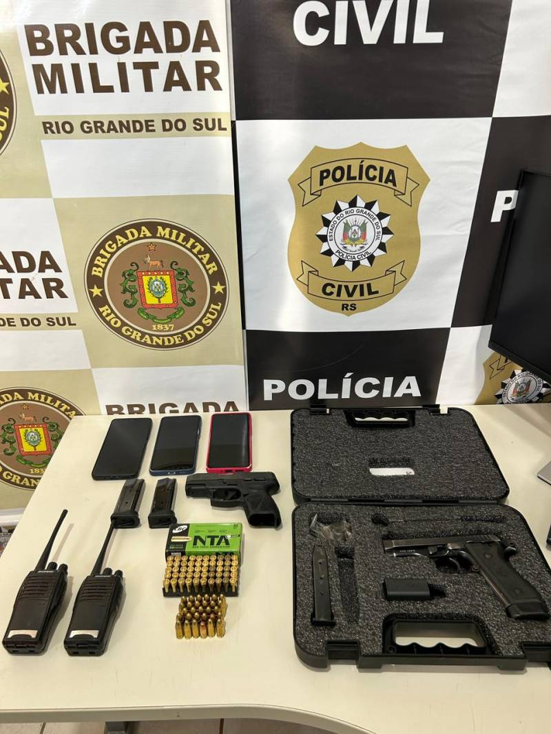 Policia Civil e Brigada Militar cumprem ordens judiciais relacionadas a investigação de feminicidio em Roque Gonzales