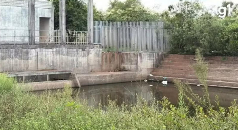 Criança de 03 anos morre afogada após queda em casa de bombas, em Novo Hamburgo