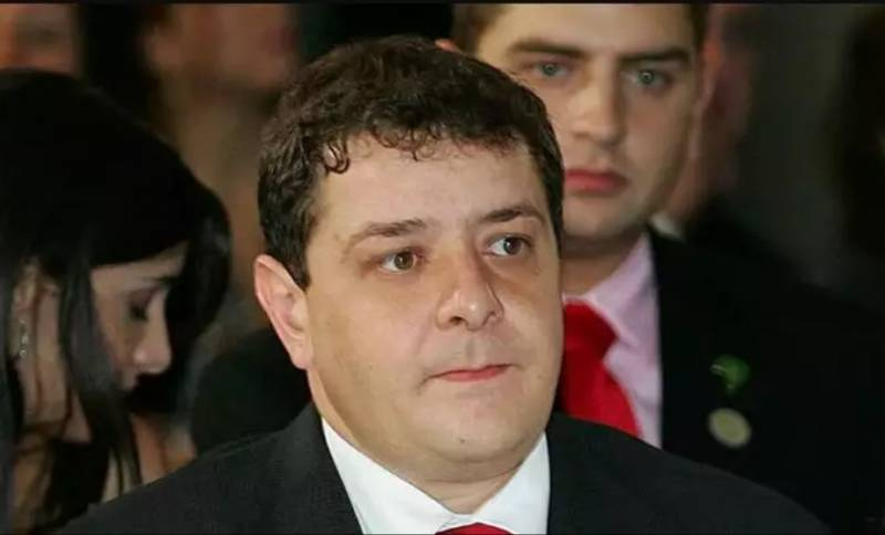 Relator da comissão do INSS pede que Lulinha seja preso preventivamente