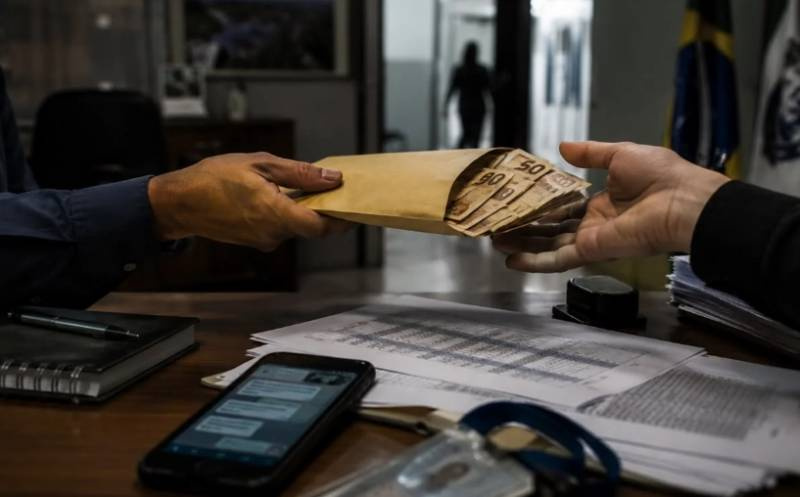 Itaqui: Justiça condena ex-chefe de gabinete e assessor por esquema de rachadinha na Prefeitura