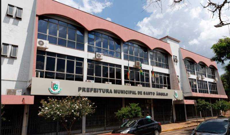 Em meio a dificuldades financeiras, Câmara debate reajuste para prefeito, vice, secretários e vereadores de Santo Ângelo