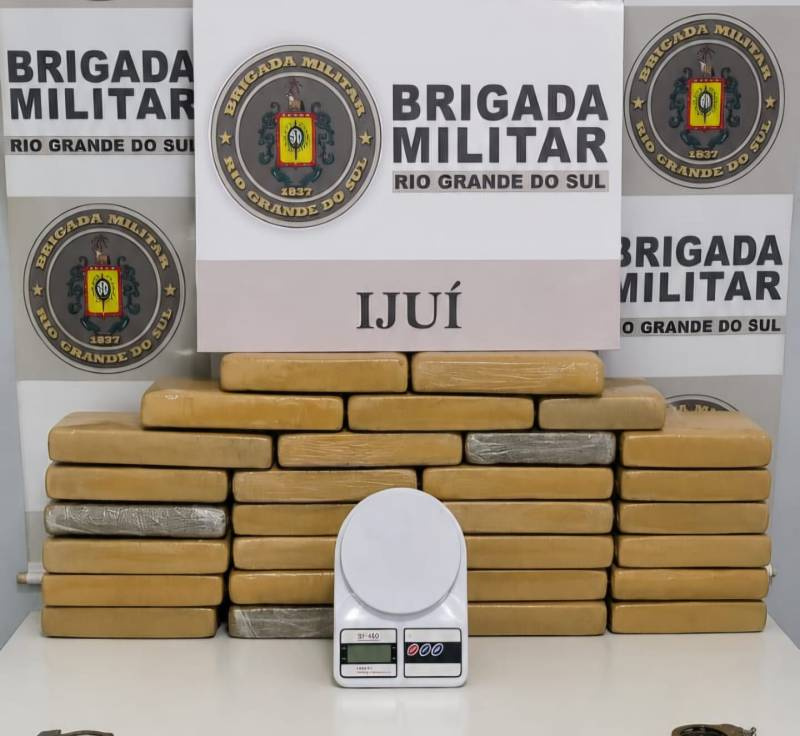 Força Tática apreende grande quantidade de drogas em Ijuí e Catuípe; um suspeito é preso e outro foge