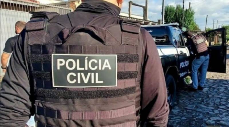 Homem mata mulher estrangulada e diz que precisava