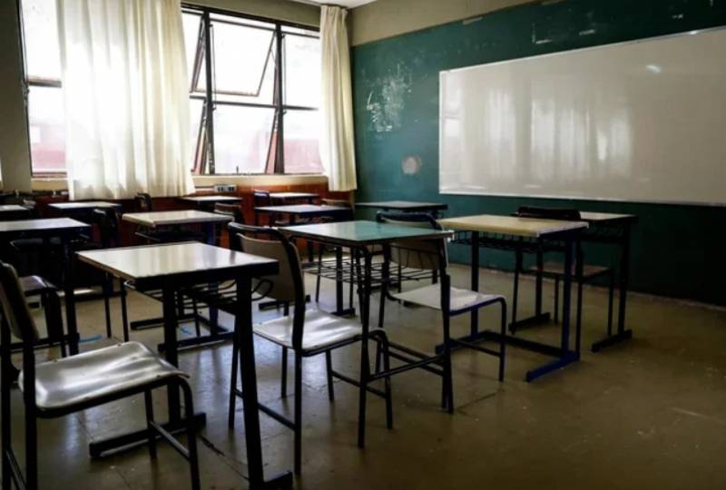 Lei prevê um mês de férias escolares durante a Copa do Mundo Feminina de 2027