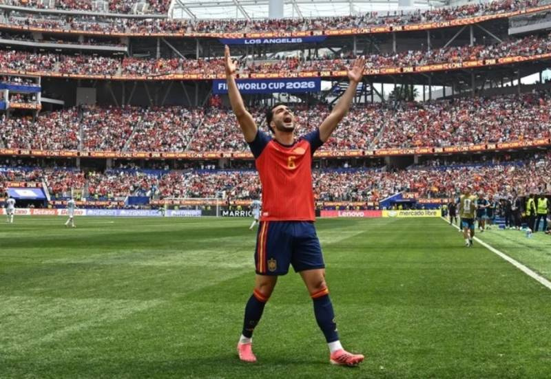 Espanha marca no fim, bate a Bélgica por 2 a 1 e fará a semifinal da Copa contra a França