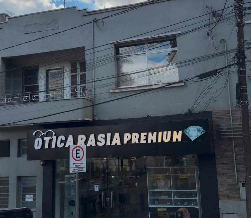 Quadrilha armada invade residência, faz funcionária abrir ótica e rouba mais de R$ 200 mil em joias de ouro em Panambi