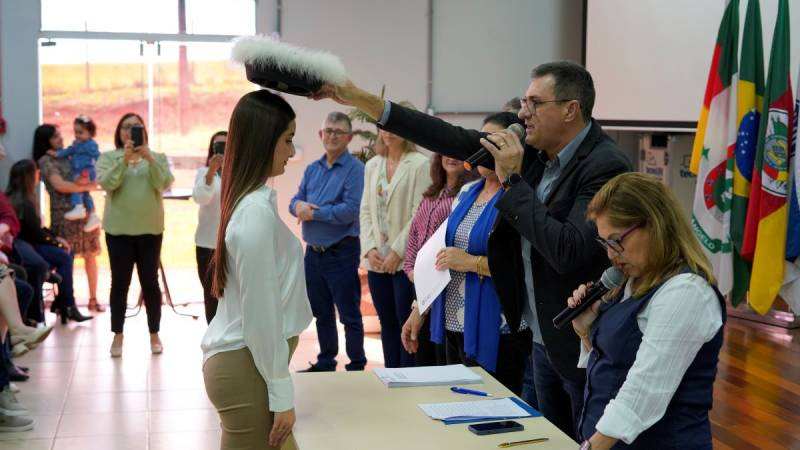 URI Santo Ângelo realiza formatura em gabinete com 54 novos profissionais