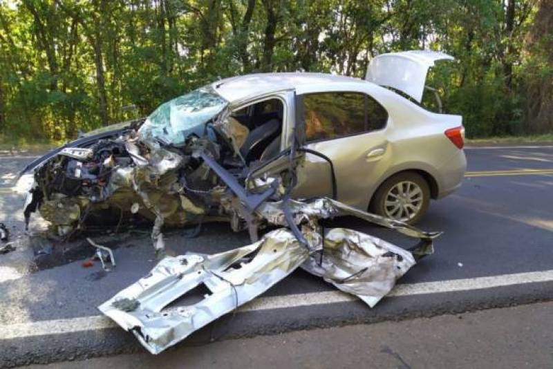 Após colisão, policiais apreendem maconha, cocaína e crack com vítima de acidente na BR-282