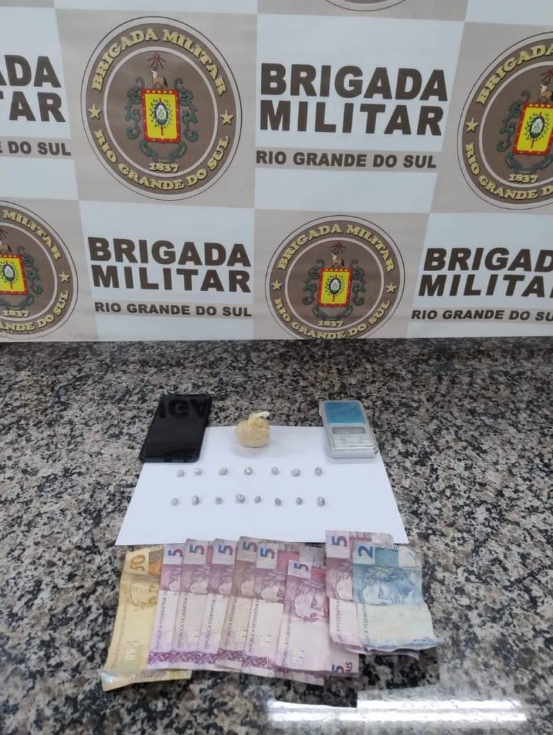 Homem é preso por tráfico de drogas no bairro Harmonia, em Santo Ângelo
