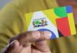 Reajuste do Bolsa Família deflagra embate eleitoral entre lulistas e bolsonaristas