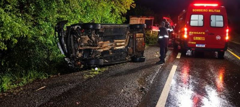 Acidente envolvendo dois carros deixa feridos na BR-472 entre Santa Rosa e Santo Cristo