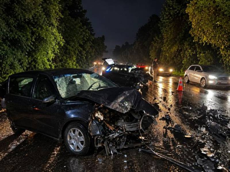 Colisão frontal deixa uma mulher morta e três feridos na BR-386, em Seberi