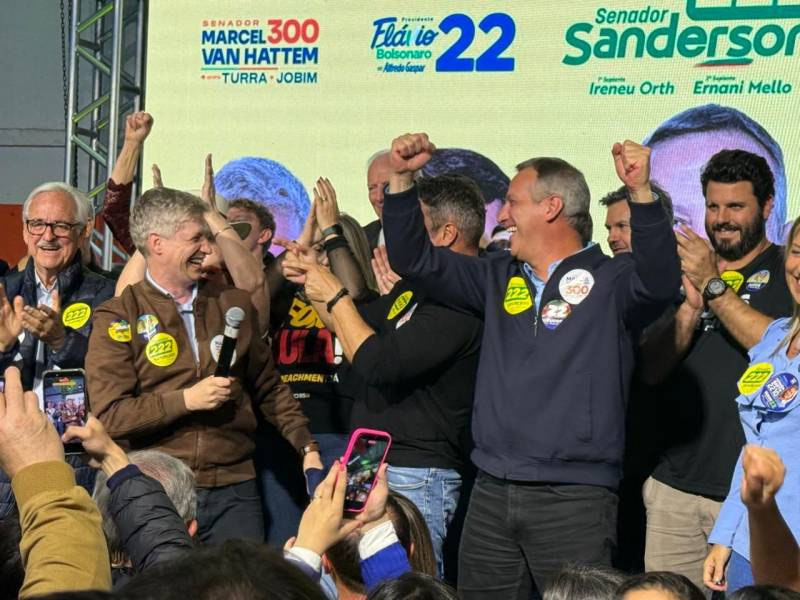 ”Ao lado de Sanderson, vamos escrever a história de um Brasil sem corrupção”, afirma Marcel van Hattem em Santo Ângelo