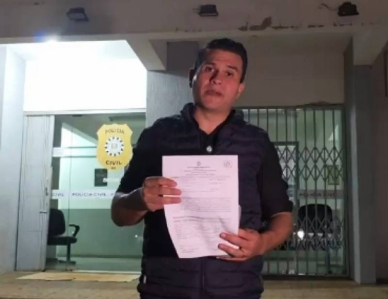 Candidato a deputado registra ocorrência após furto de Wind Banners de campanha em Santo Ângelo
