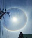 Halo solar é registrado nesta quarta-feira,30