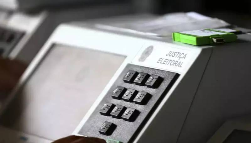 Eleitores não podem ser presos até 48 horas depois da votação de domingo