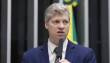 Senador eleito apresenta pedido de impeachment contra ministro Zanin, do Supremo