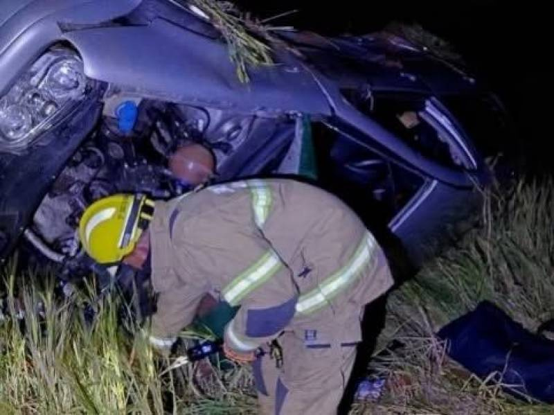 Técnica de enfermagem de 24 anos morre após capotamento na BR-470, em Lagoa Vermelha