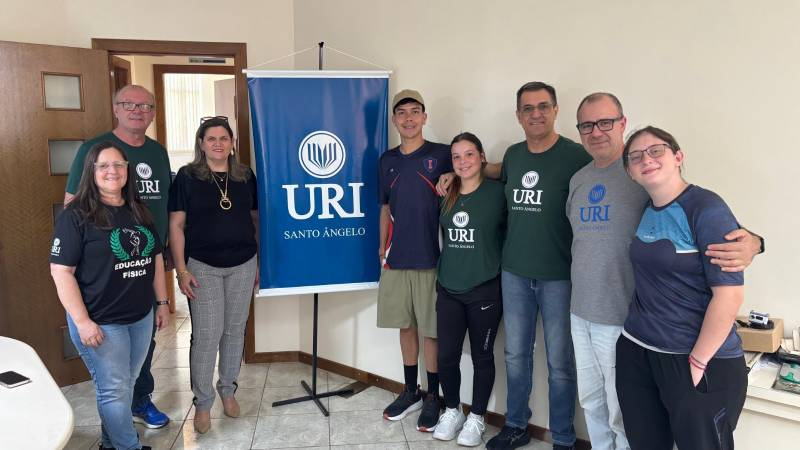 Intercâmbio acadêmico pedagógico recebe estudantes argentinos do Instituto Carlos Linneo na URI Santo Ângelo