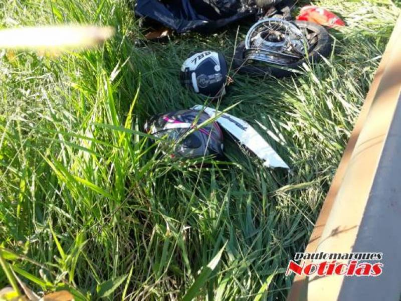Acidente envolve três motos e uma jovem morre na BR 472 em Três de Maio