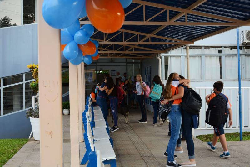 Decreto vai liberar aulas presenciais para todos os níveis de ensino a partir de quart