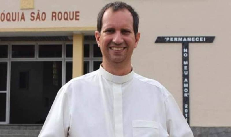 Padre morre em acidente com gaiola cross
